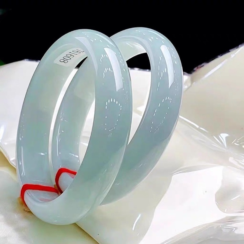 Old Mine Icy Burmese Bracelet, - Lighting ulasan dan harga